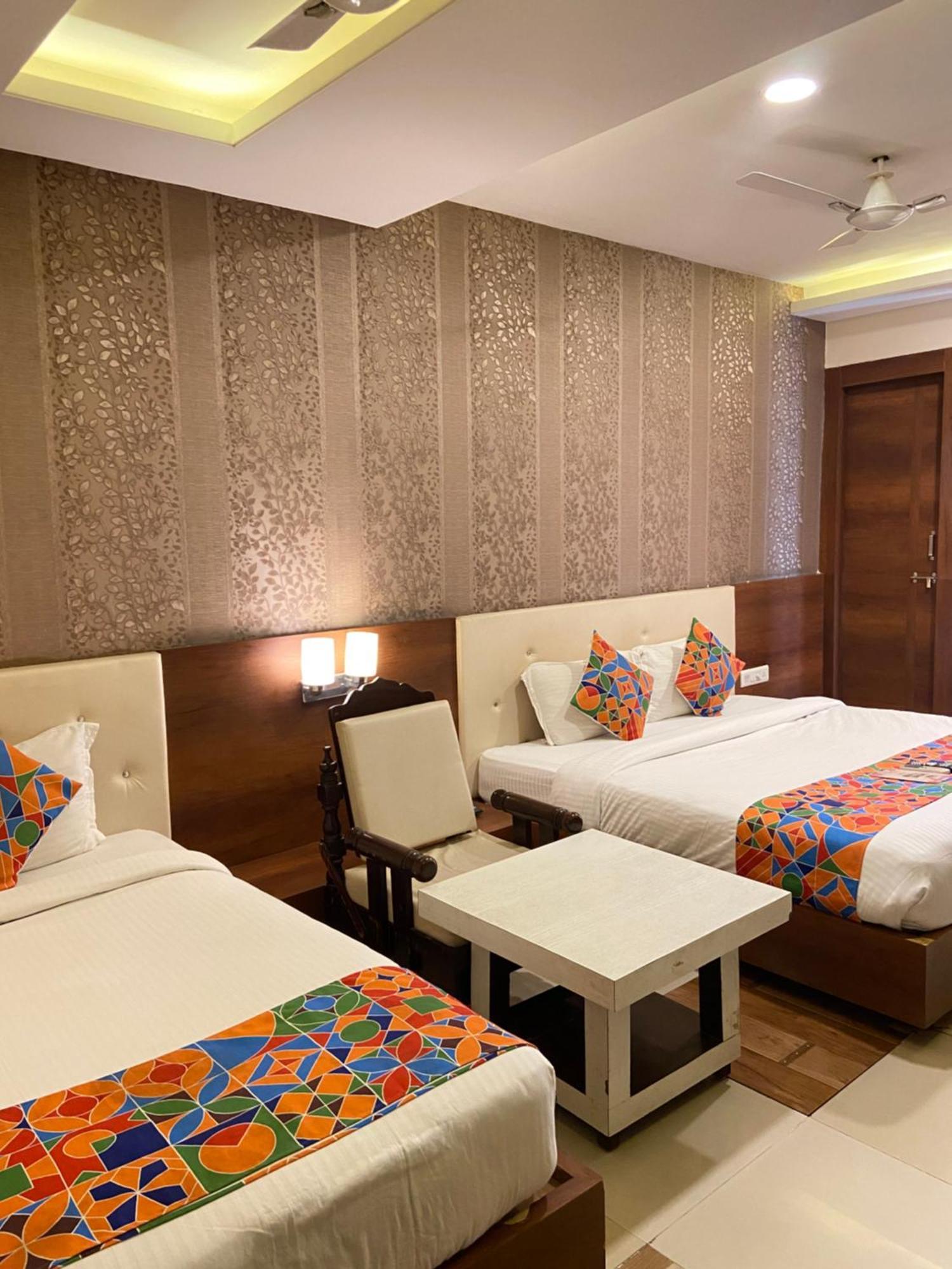 Hotel Damanis Udaipur Exterior photo
